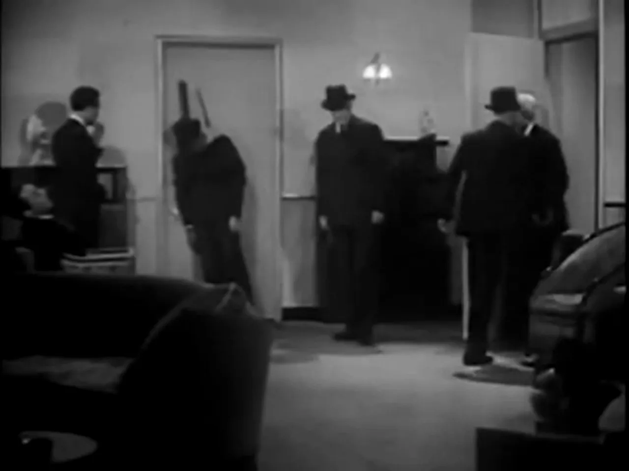 The corpse is discovered, and the investigation deepens
