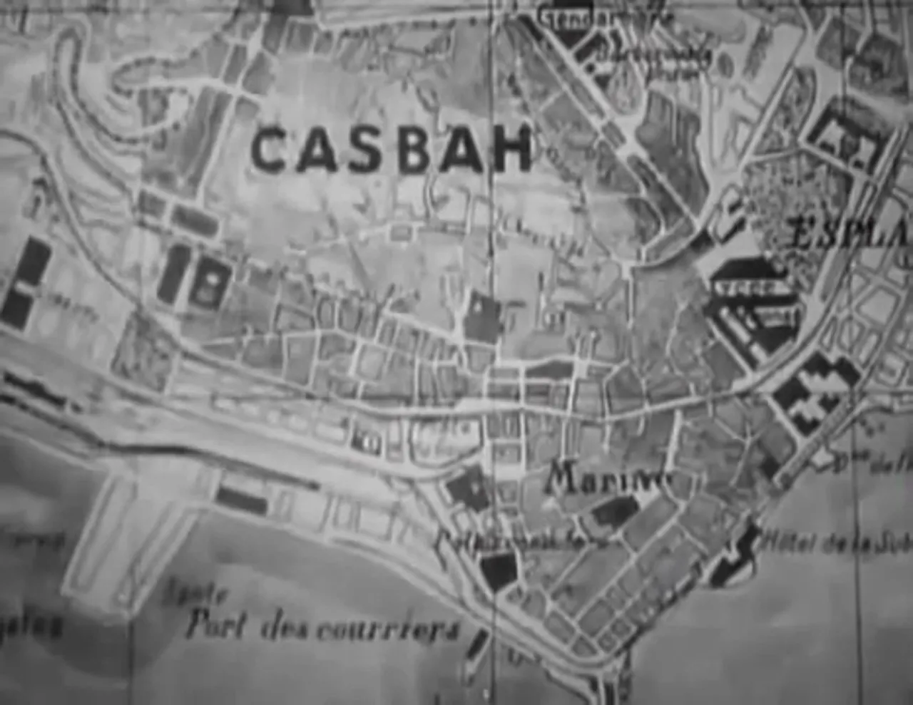 Wide view narration of the Casbah terraces and alleys