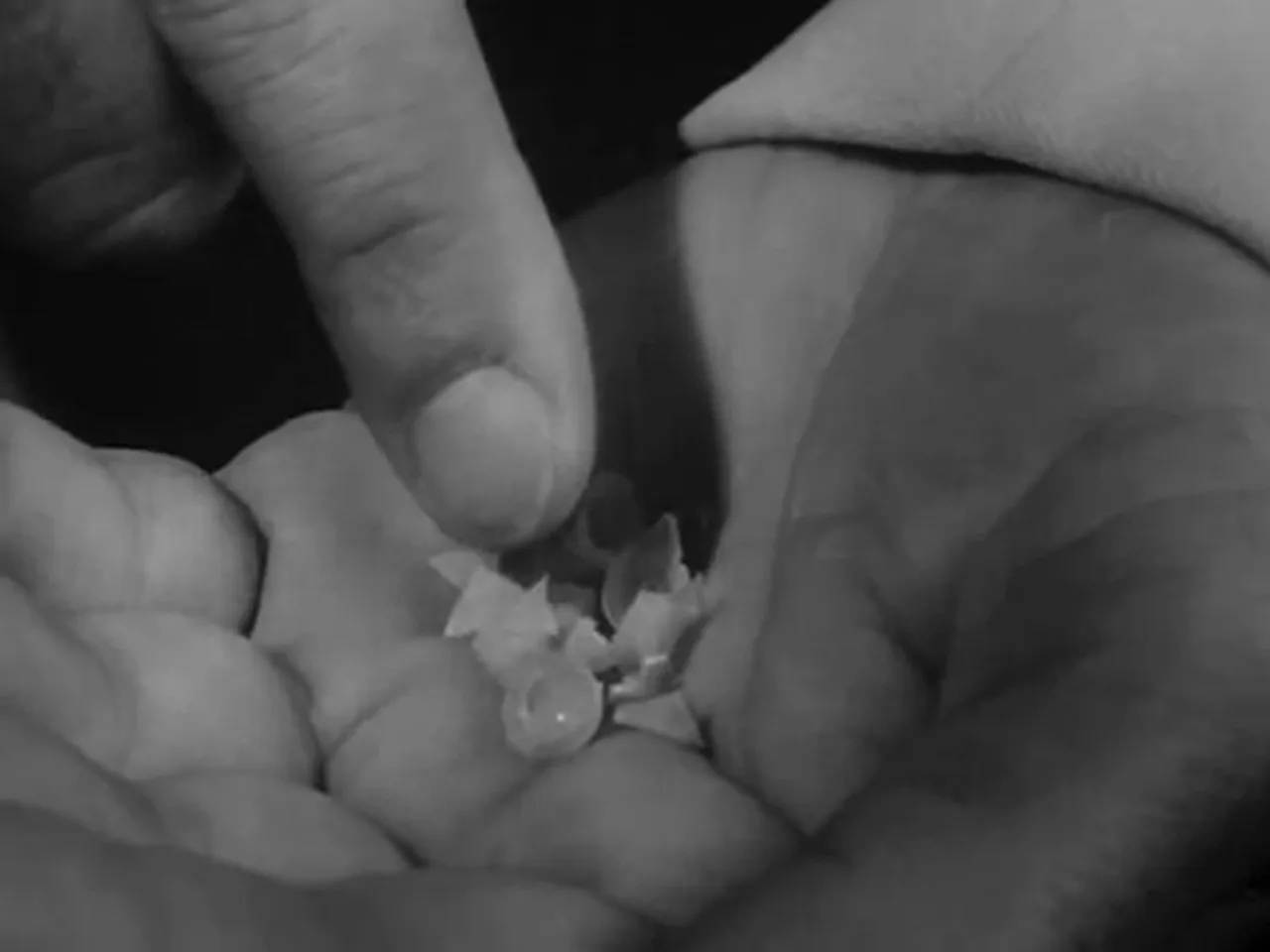 Microscopic fragments and lab analysis explain the popping sound