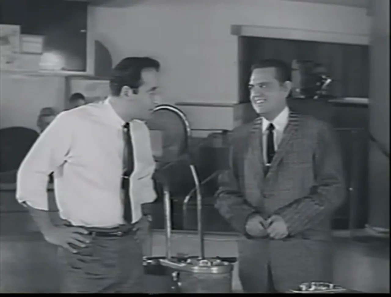 Bowling alley contact—Max connects Dorella to Cabot; small-town networks in a film noir movie.