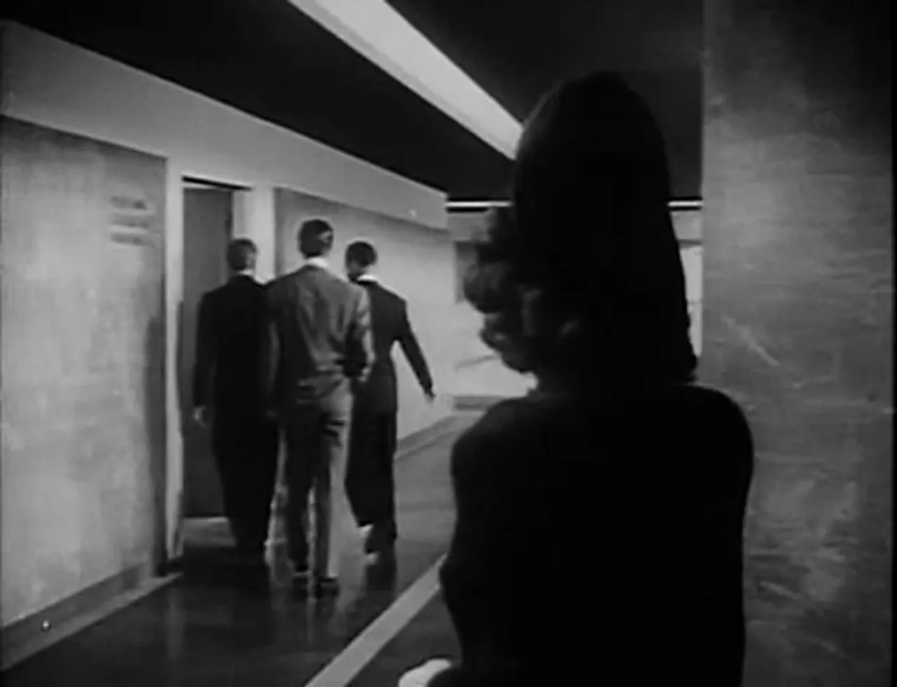 The Boulevard office meeting where Madeleine defends her editorial choices