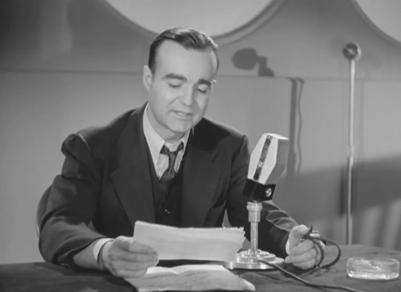 News announcer gossiping about Michel Marnet sailing to America